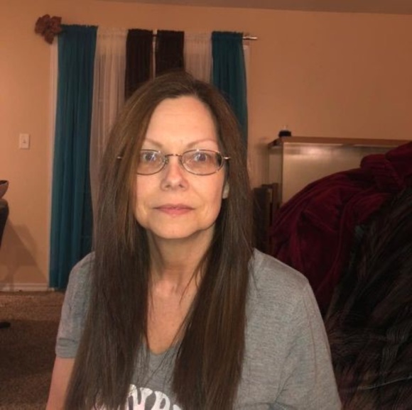 Meet your Posher, Tanya - Picture 1 of 1